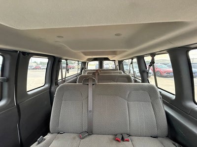 2025 Chevrolet Express Passenger 1LT