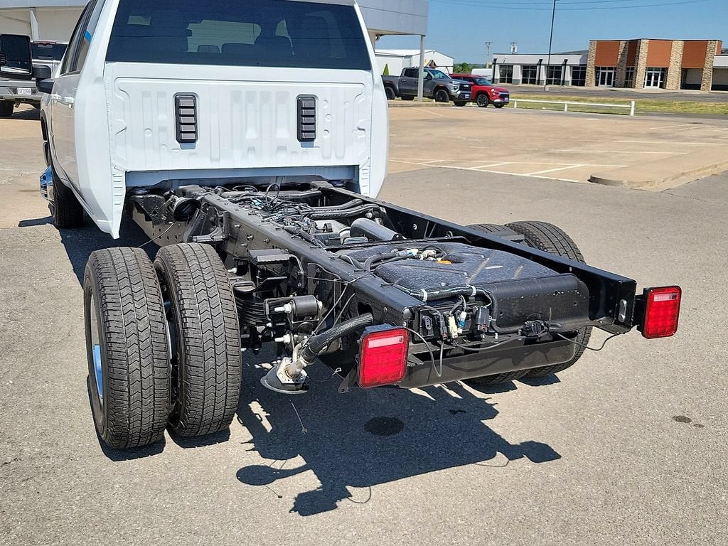 2026 Chevrolet Silverado 3500 HD Chassis Cab LT