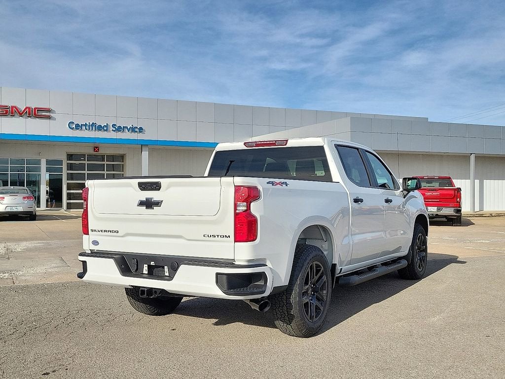 2026 Chevrolet Silverado 1500 Custom