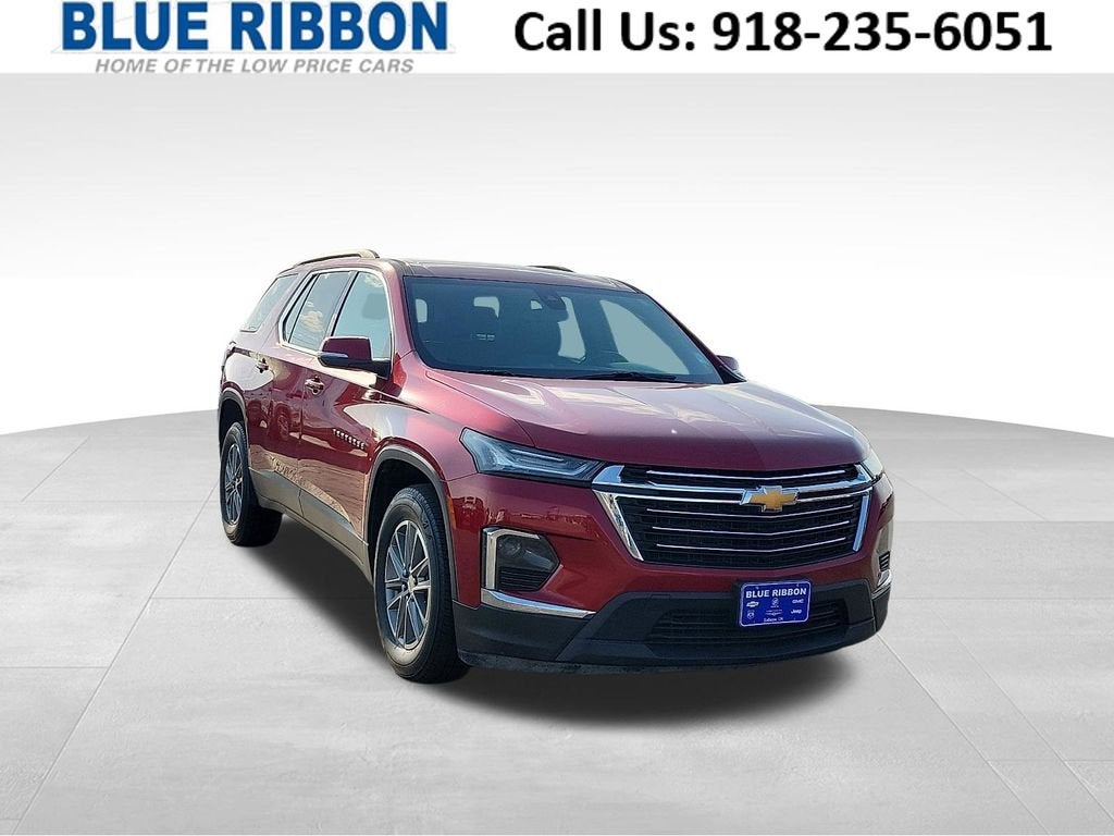 2023 Chevrolet Traverse LT Cloth