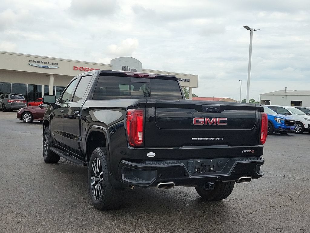 2023 GMC Sierra 1500 AT4