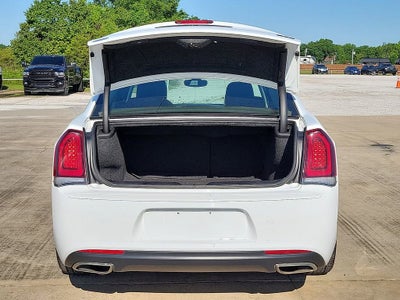 2023 Chrysler 300 Touring