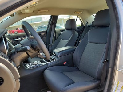 2023 Chrysler 300 Touring