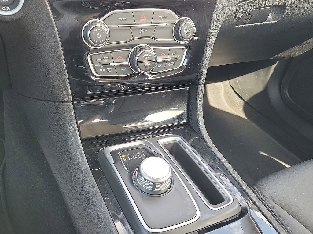 2023 Chrysler 300 Touring