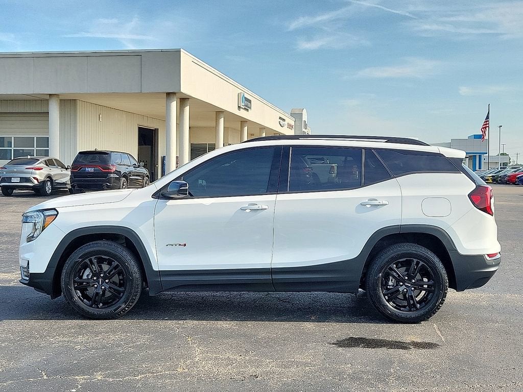 2022 GMC Terrain AT4