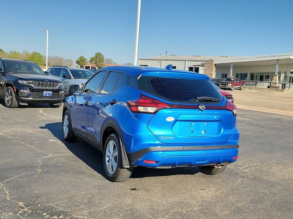 2023 Nissan Kicks S