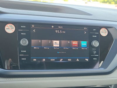 2024 Volkswagen Taos SE