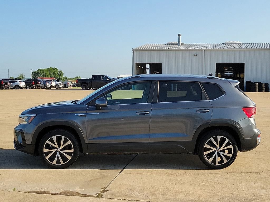 2024 Volkswagen Taos SE