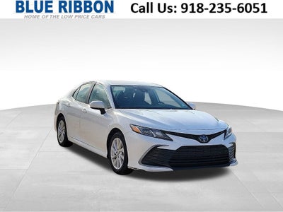 2024 Toyota Camry LE