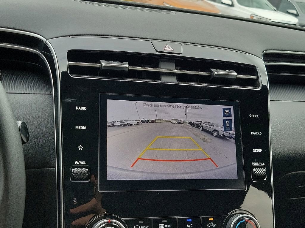 2024 Hyundai Santa Cruz SE