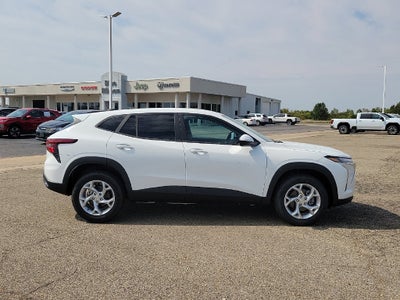 2026 Chevrolet Trax LS