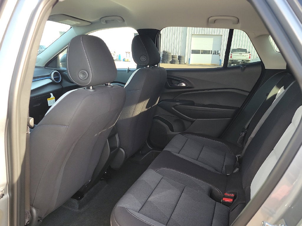 2026 Chevrolet Trax LS - Photo 10