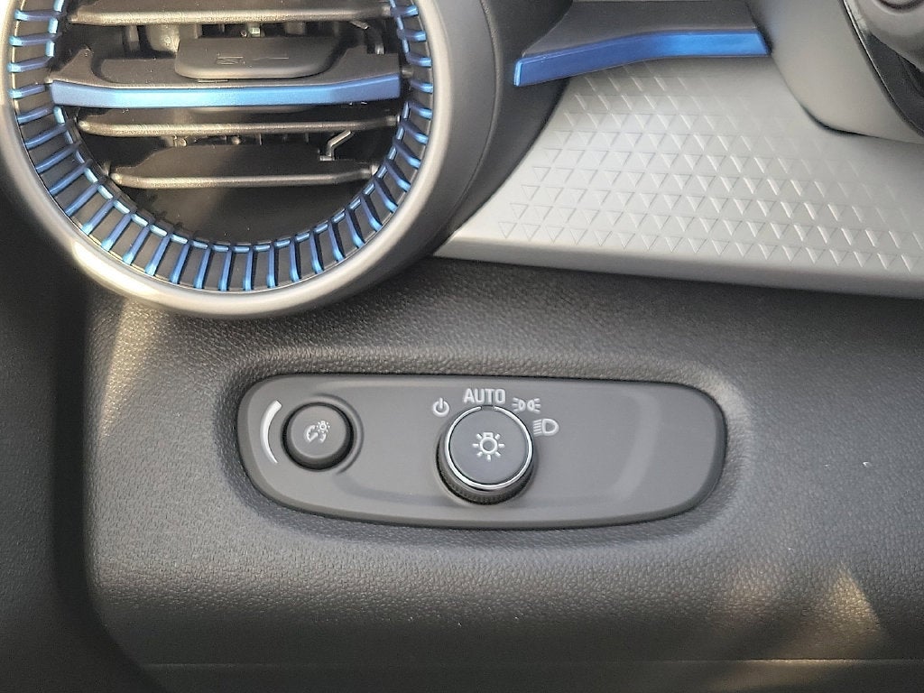 2026 Chevrolet Trax LS - Photo 15