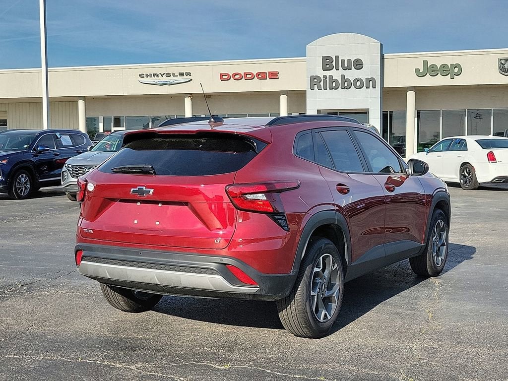 2025 Chevrolet Trax LT