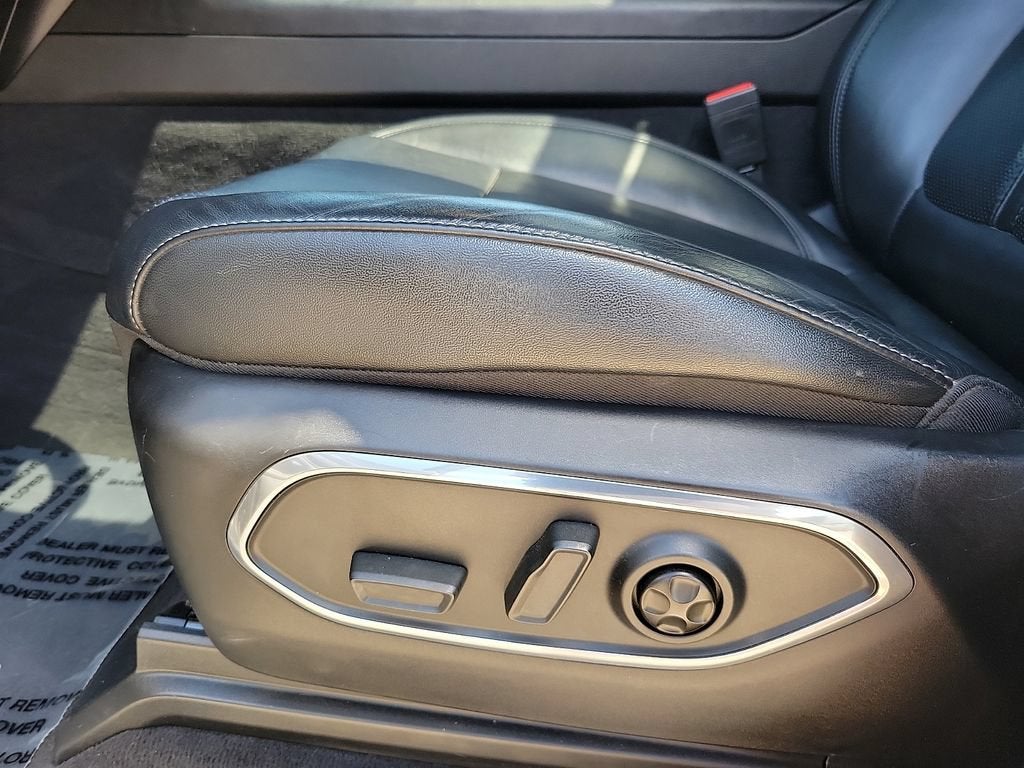 2024 Jeep Wagoneer L Base