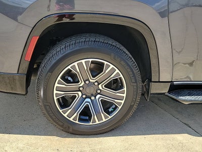 2024 Jeep Wagoneer L Base
