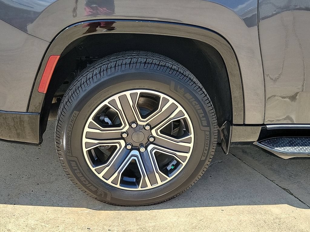 2024 Jeep Wagoneer L Base