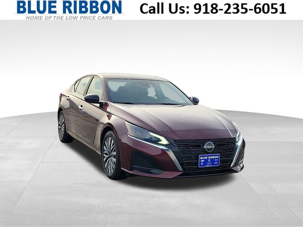 2025 Nissan Altima SV