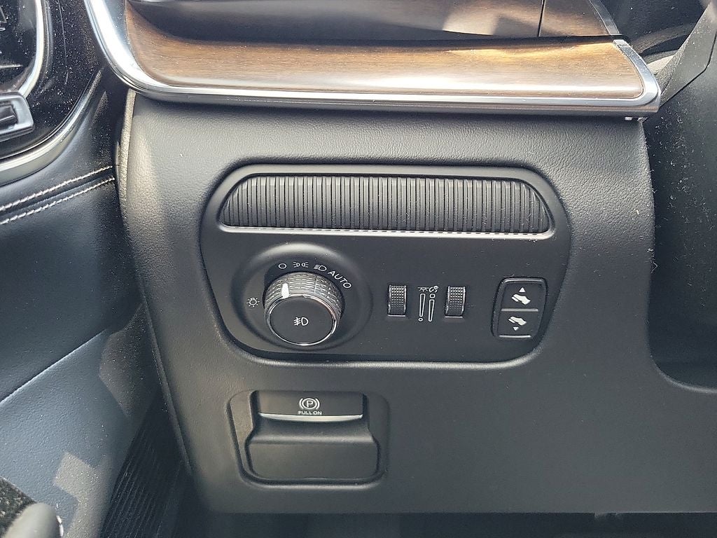 2023 Jeep Grand Wagoneer L Series II