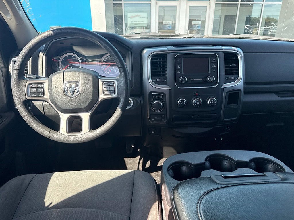 2024 RAM 1500 Classic SLT