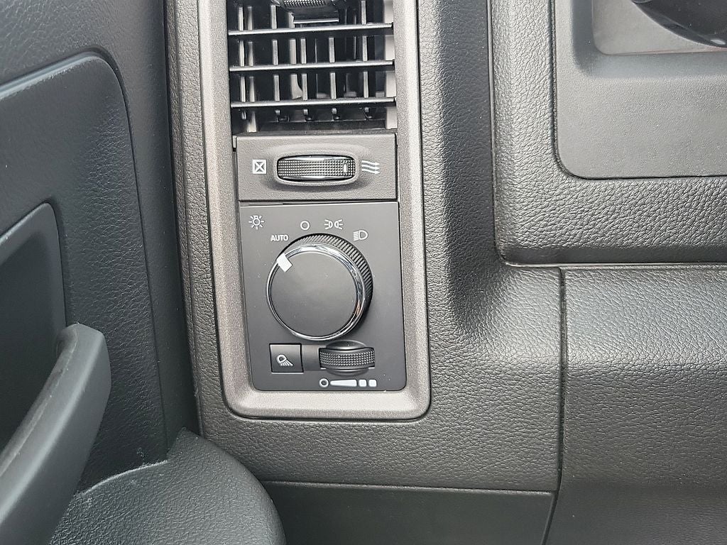 2024 RAM 1500 Classic Tradesman