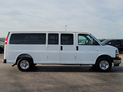 2025 Chevrolet Express 3500 LT Passenger