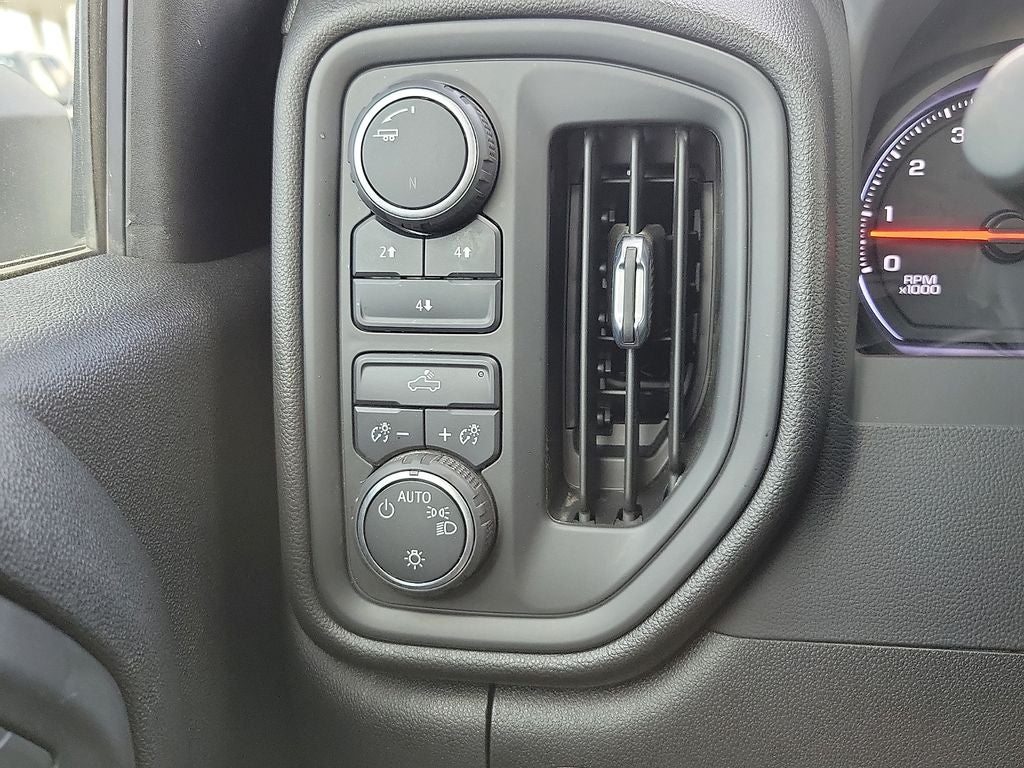 2023 Chevrolet Silverado 2500HD Custom