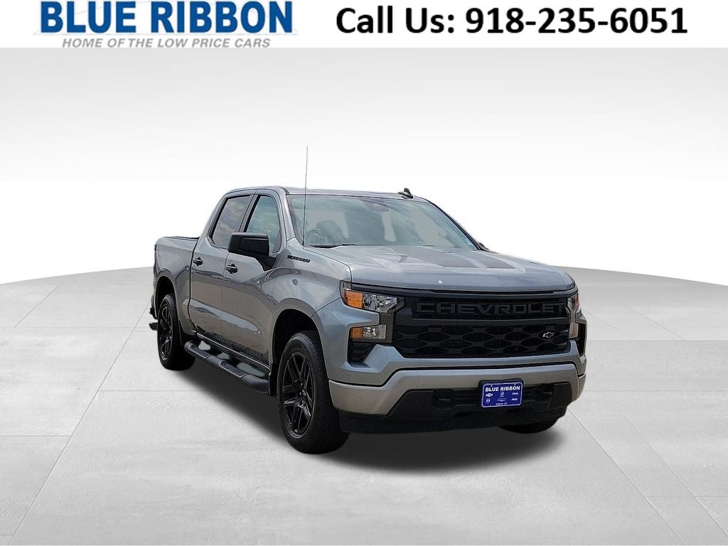 2023 Chevrolet Silverado 1500 Custom 4X4 Crew Cab Short Box's photo