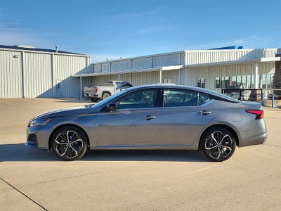 2025 Nissan Altima 2.5 SR