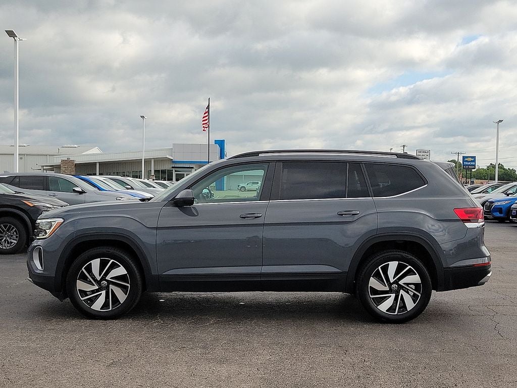 2025 Volkswagen Atlas 2.0T SE w/Technology