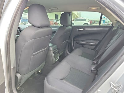 2022 Chrysler 300 Touring