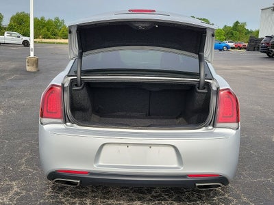 2022 Chrysler 300 Touring