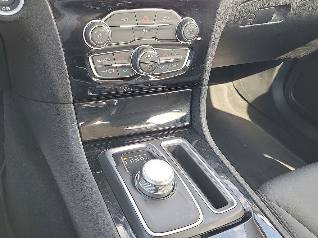 2023 Chrysler 300 Touring