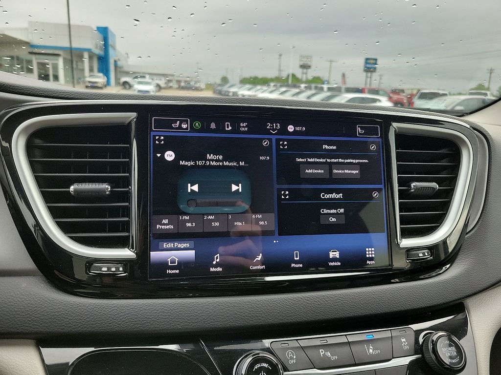 2023 Chrysler Pacifica Touring L