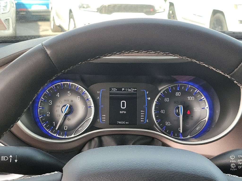 2023 Chrysler Voyager LX