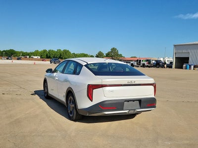 2025 Kia K4 LXS
