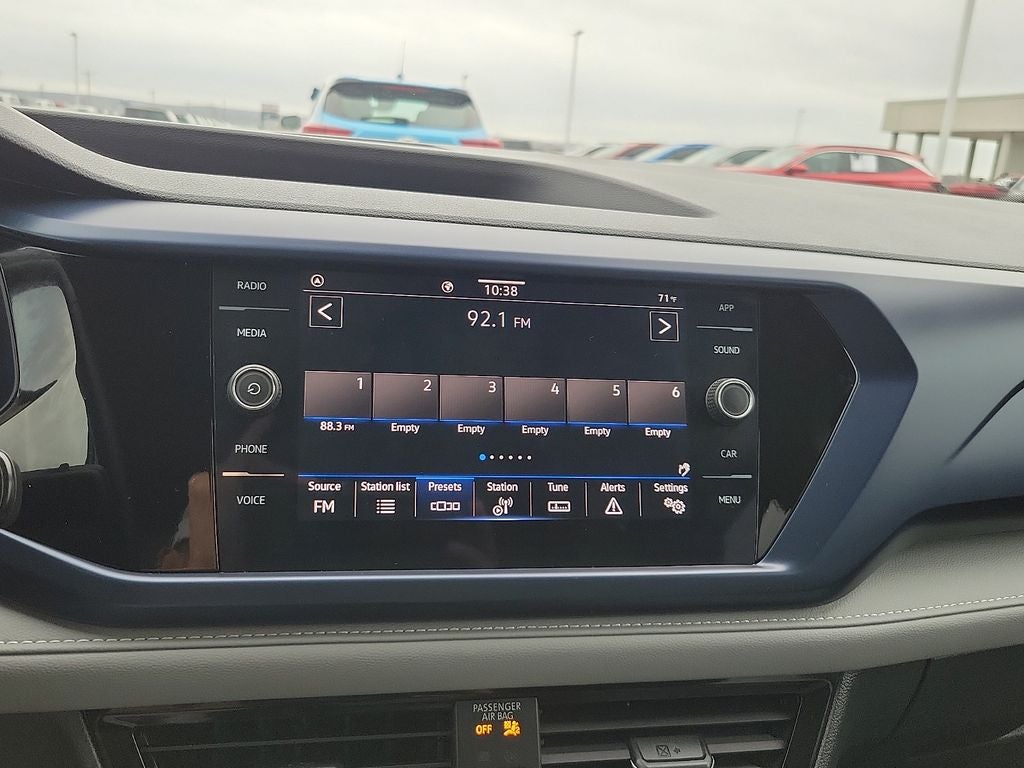 2024 Volkswagen Taos 1.5T SE