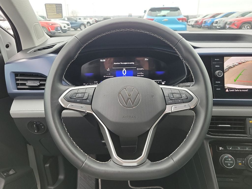2024 Volkswagen Taos 1.5T SE