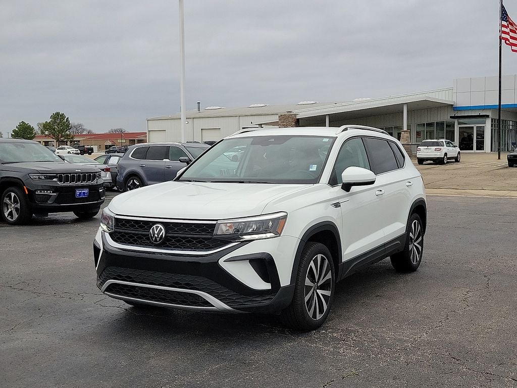 2024 Volkswagen Taos 1.5T SE