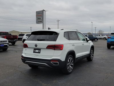 2024 Volkswagen Taos 1.5T SE