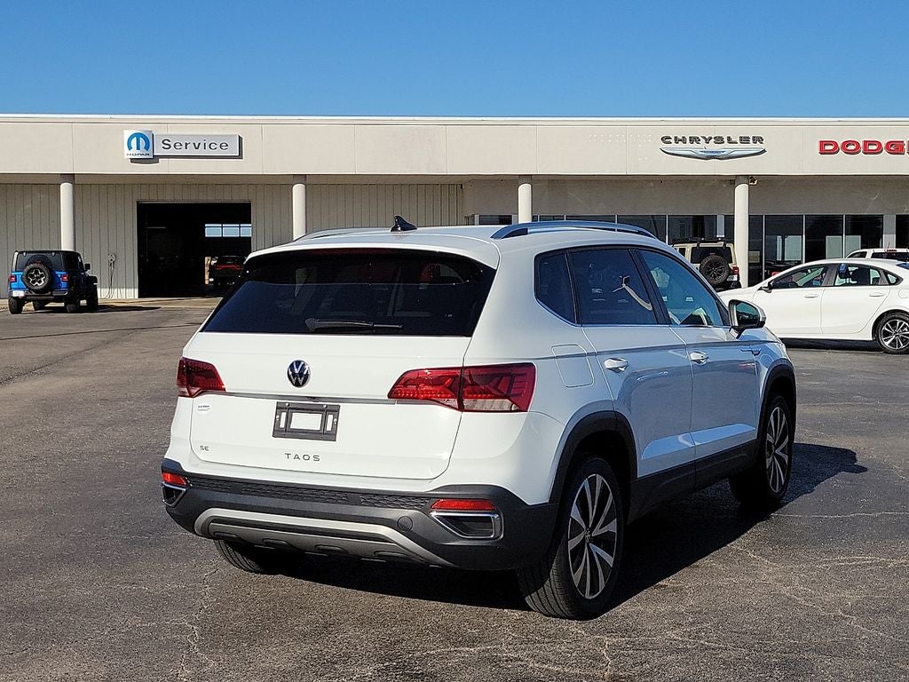 2024 Volkswagen Taos 1.5T SE