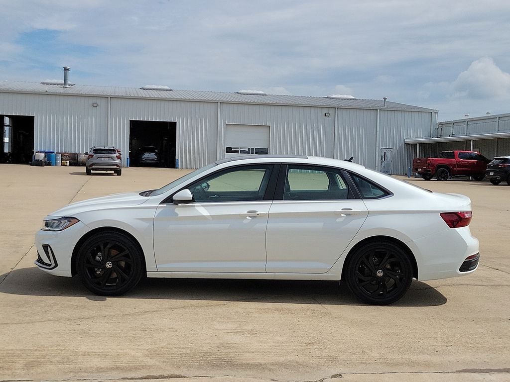 2025 Volkswagen Jetta 1.5T SE