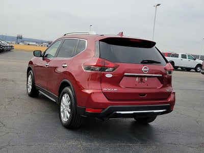 2020 Nissan Rogue SV