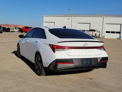 2025 Hyundai Elantra SEL Sport