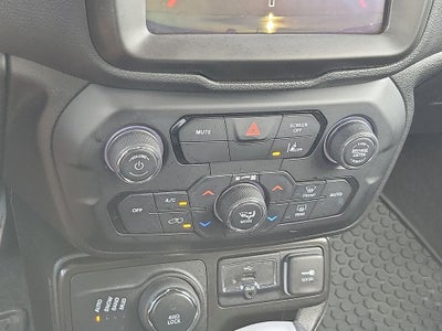 2023 Jeep Renegade Latitude